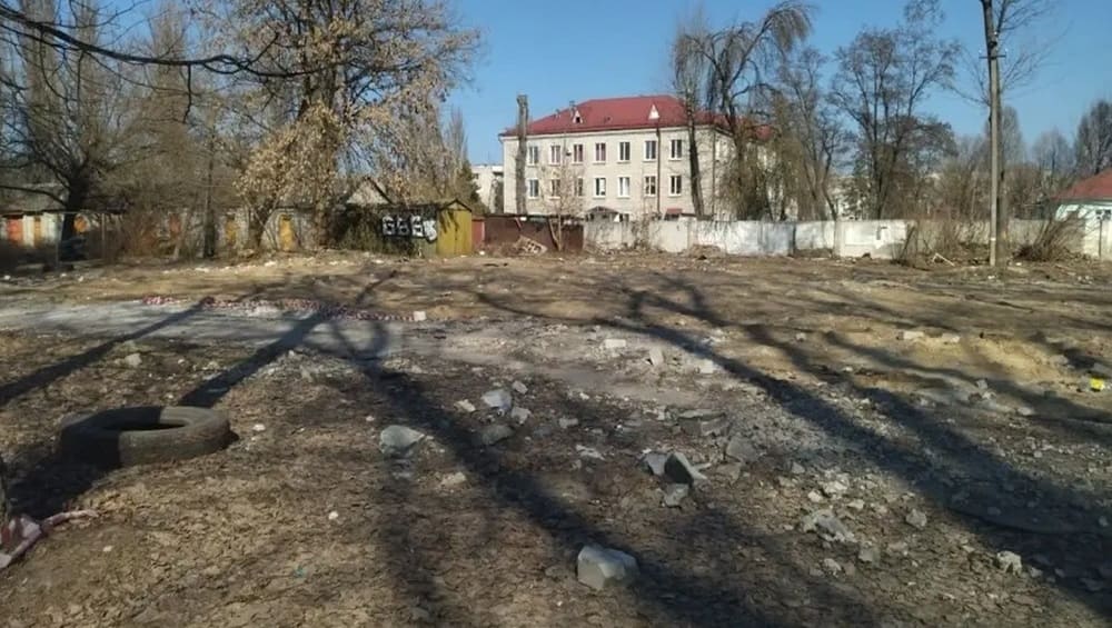 В Брянске прокуратура заставила чиновников снести четыре опасных дома