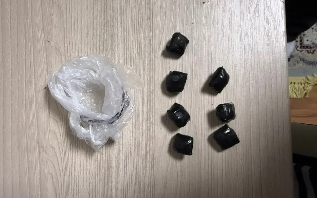 В Брянске задержали молодого наркосбытчика с 85 граммами «синтетики»