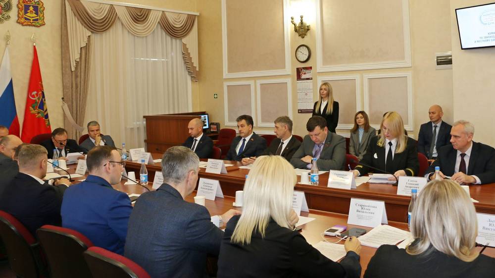 Брянская дума: Населенным пунктам Брянщины будут присвоены почетные звания