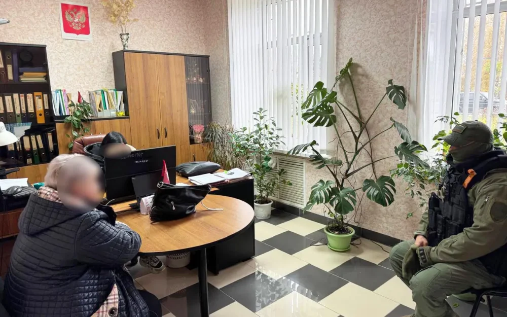 Брянскому сотруднику полиции и главе КФХ дали условный срок за взятку