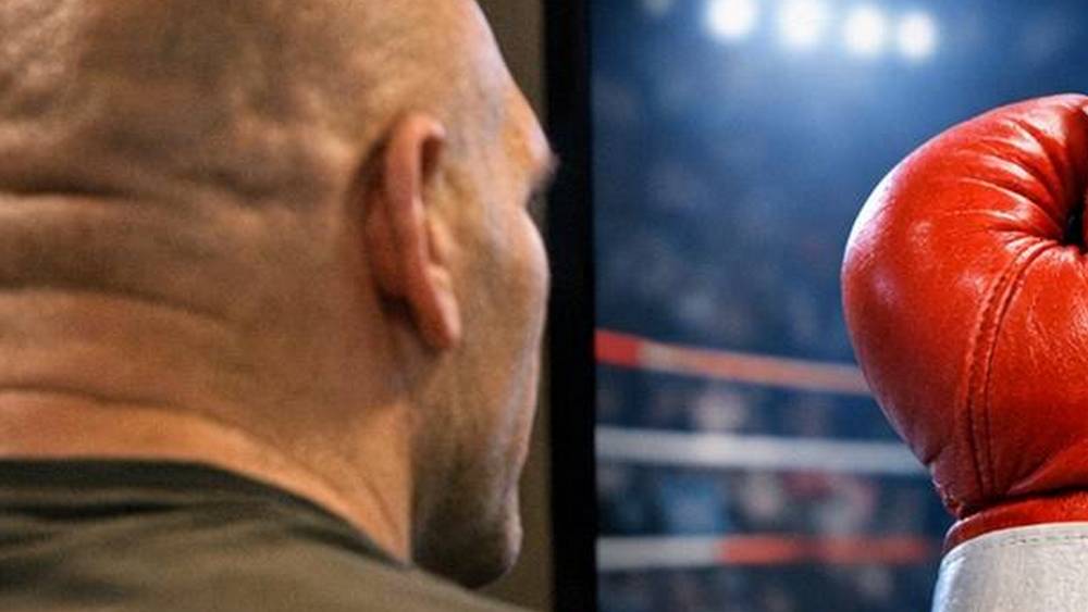 Брянский депутат обрушился на «еврошайку», переплывшую океан