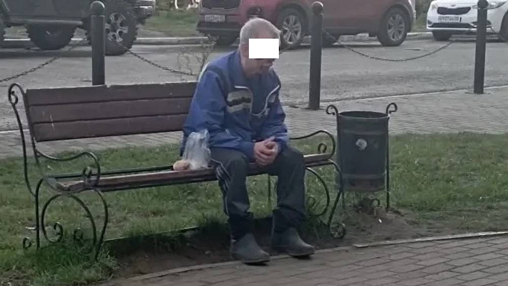 Жители Брянска помогли потерявшему память мужчине