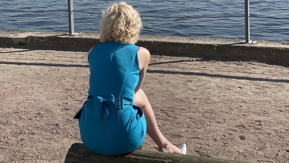 Брянская учительница: «И все-таки дамские сумочки за 8 миллионов должны быть»