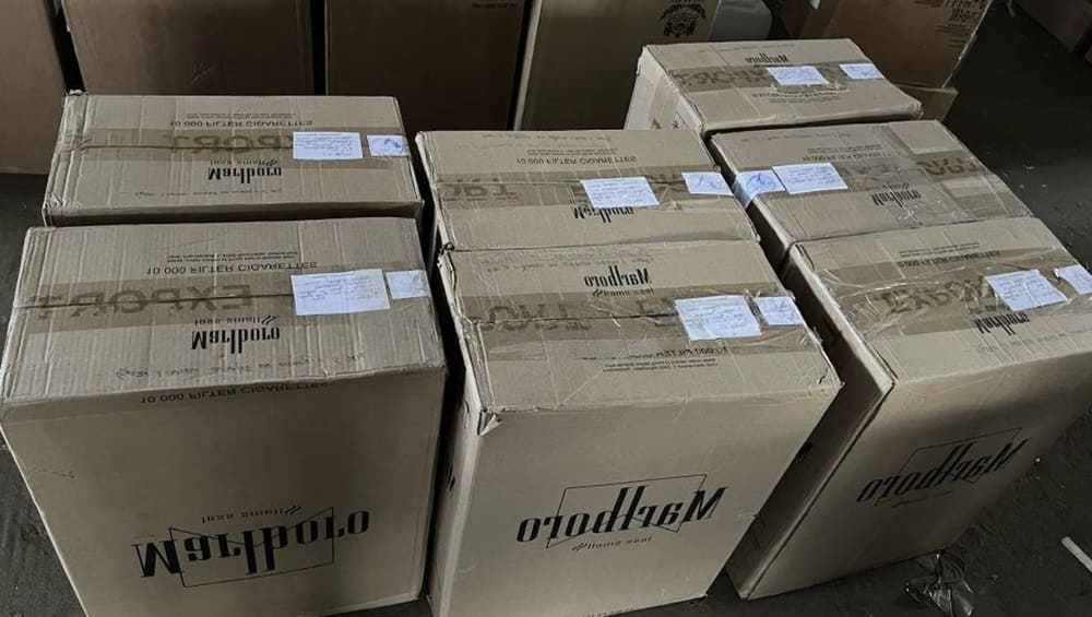 В Брянске 13 человек отдали под суд за сбыт нелегальных сигарет на 660000 рублей