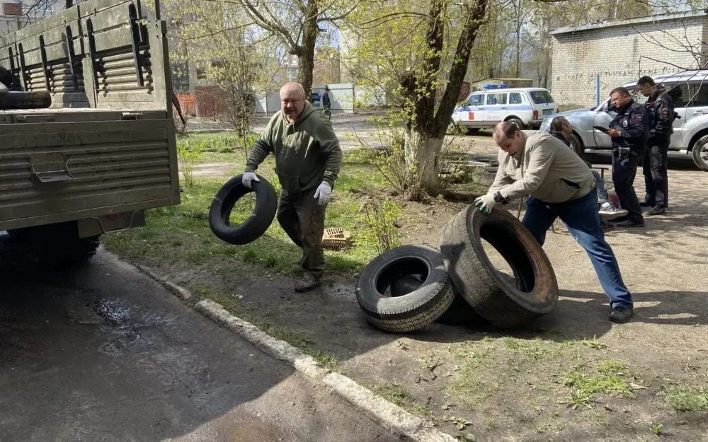 В Брянске 18 апреля прошел общегородской субботник 