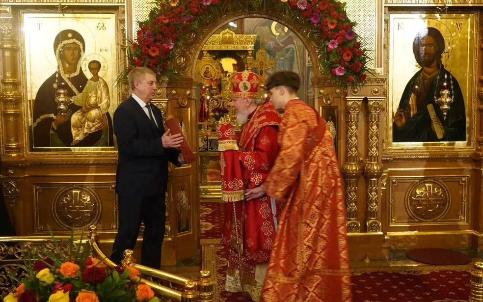 Губернатор Брянской области поздравил брянцев с Пасхой и призвал к единству