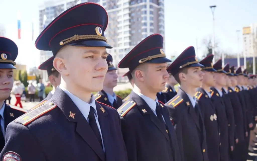 Брянский губернатор Александр Богомаз дал старт акции «Георгиевская лента»