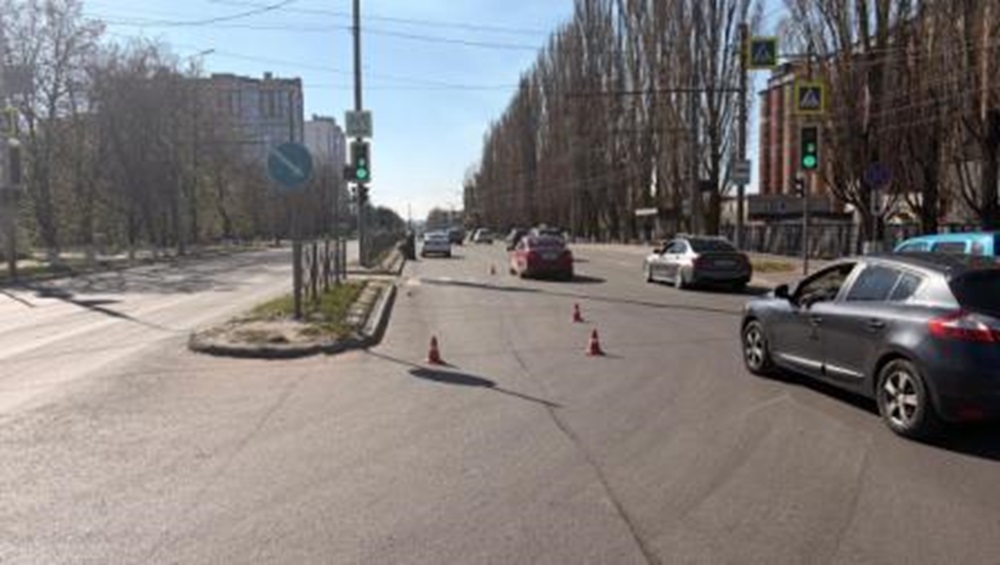 В Брянске на проспекте Московском разбилась 40-летняя мотоциклистка