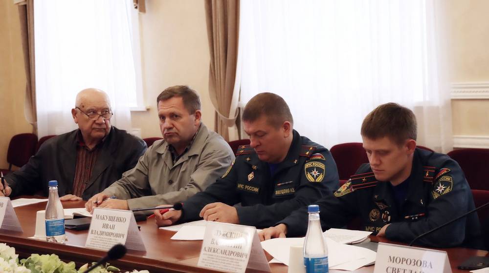 Депутаты рассмотрели задачи пожарной безопасности в Брянской области