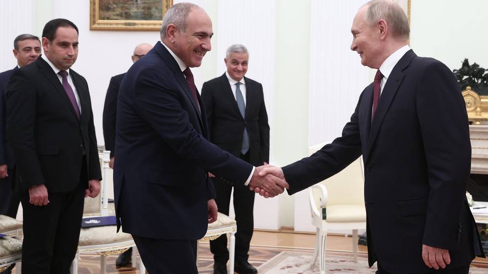 Брянский депутат Валуев: Армян ведь предупреждали, дальше − лишь больнее