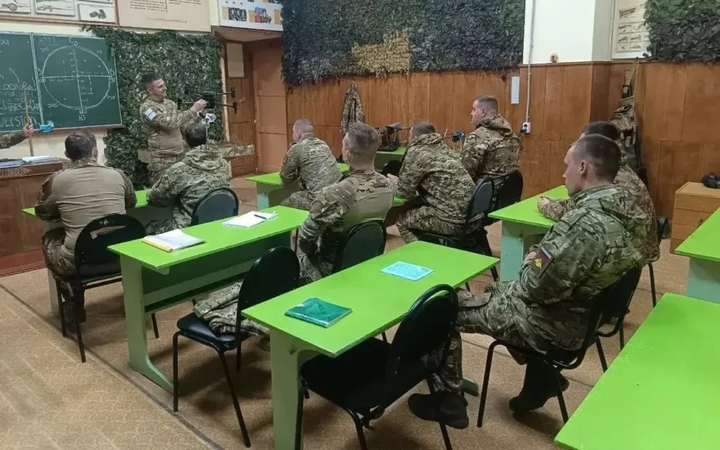 Новый глава Егор Ковальчук познакомился с защитниками Брянской области