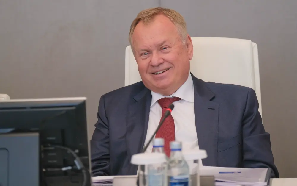 Глава ВТБ назвал лучший способ сбережения денег