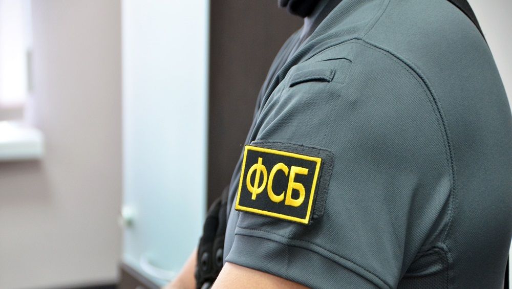 В Клинцах осудили подкупленного сотрудника фирмы, поставлявшей стекло Минобороны
