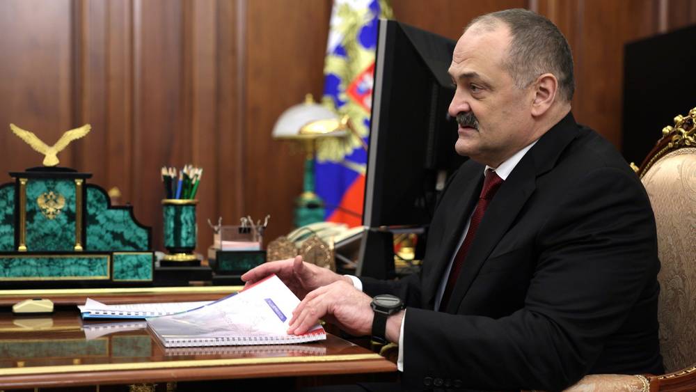 Бывший глава Дагестана Сергей Меликов может стать брянским сенатором