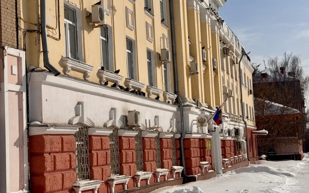 Брянская прокуратура начиналась с 35 сотрудников и дома на бульваре Гагарина