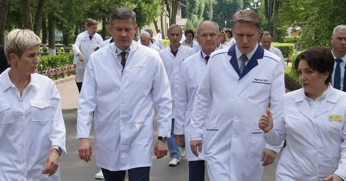 В Брянске глава Минздрава Мурашко посетил областную больницу и сосудистый центр