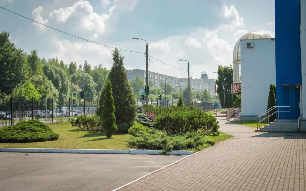 Спорткомплекс «Брянск» представил на городской конкурс своё ландшафтное озеленение