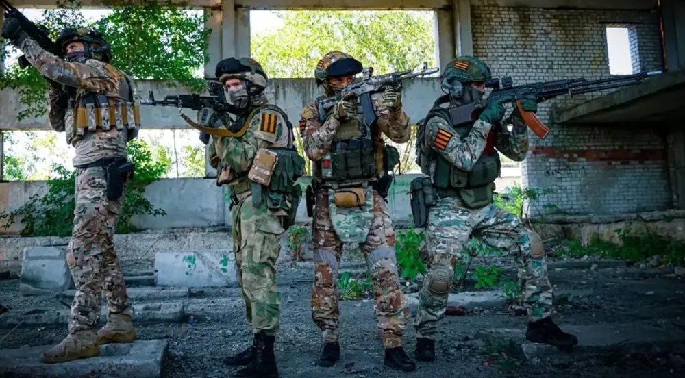 Егор Ковальчук поздравил брянский ОМОН «Арсенал» с днём образования