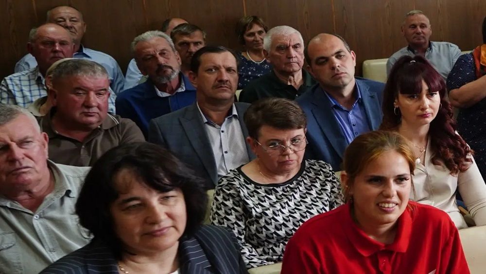 В Жирятине брянский глава Ковальчук пообещал поддержку сельхозпроизводителям