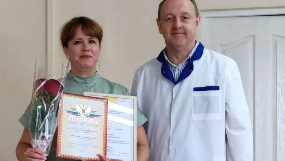 Брянского врача-стоматолога наградили почётной грамотой Минздрава России