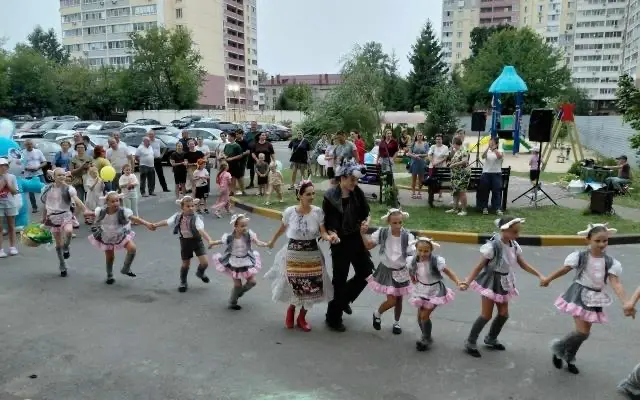 В Фокинском районе Брянска устроили праздник для соседей