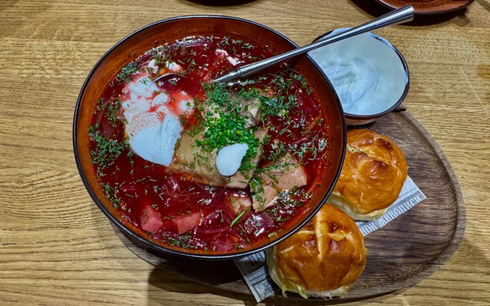 Брянский борщ с мясом попробовали гости гастрономического фестиваля в Москве