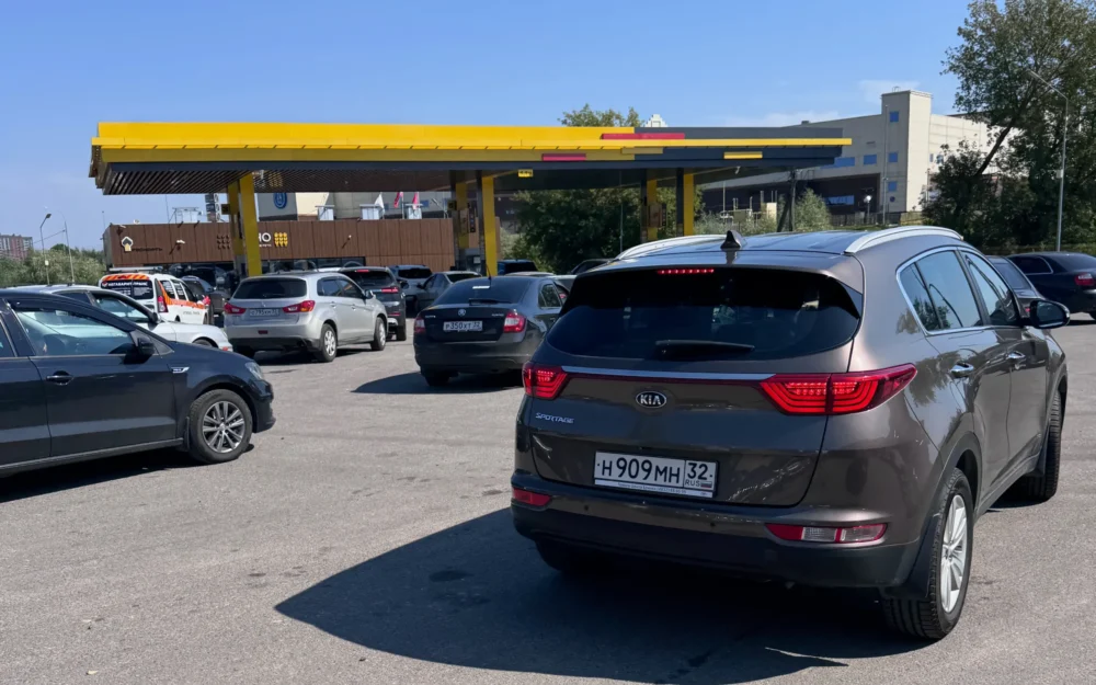 Очереди за бензином марки АИ-95 вернулись на брянские заправки