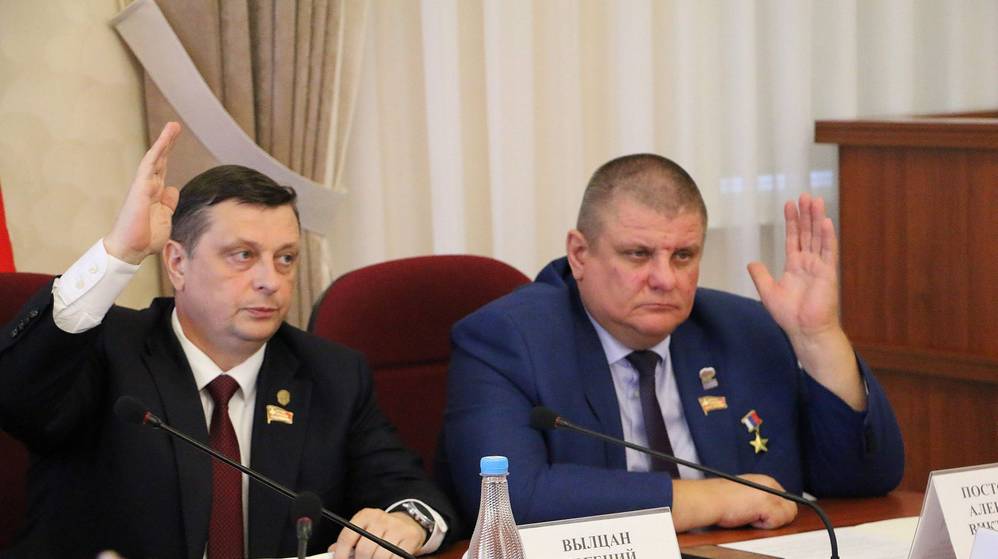 Комитет по делам ветеранов обсудил региональные меры поддержки участников СВО и их семей