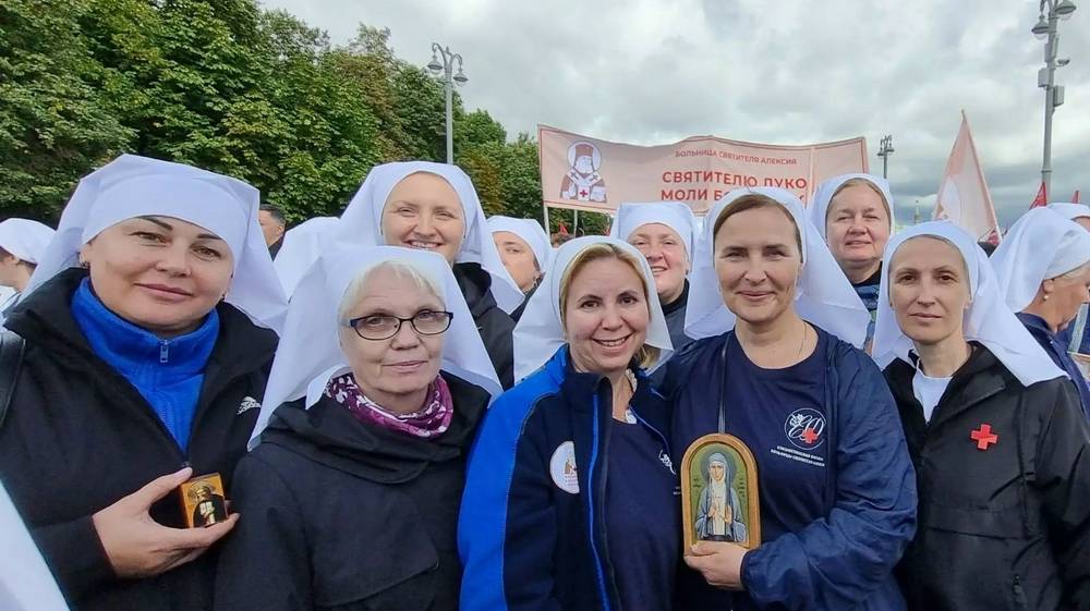 Брянские сестры милосердия прошли стажировку в больнице святителя Алексия