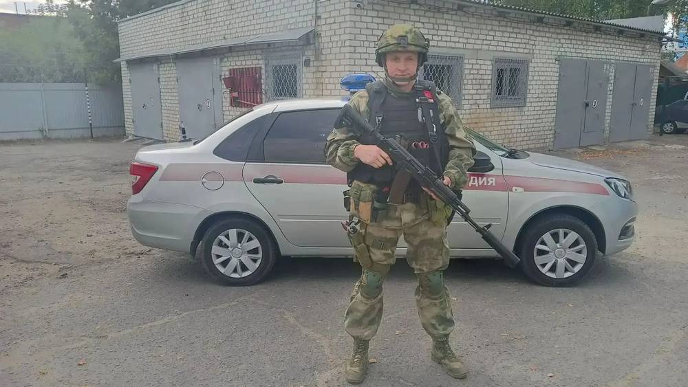 Росгвардеец сбил в брянском приграничье дрон на подлете к администрации