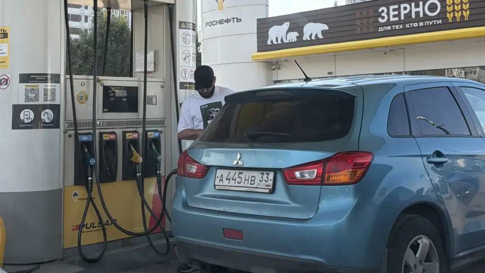 Дефицит бензина в Брянской области не мог не возникнуть − таков расклад АЗС