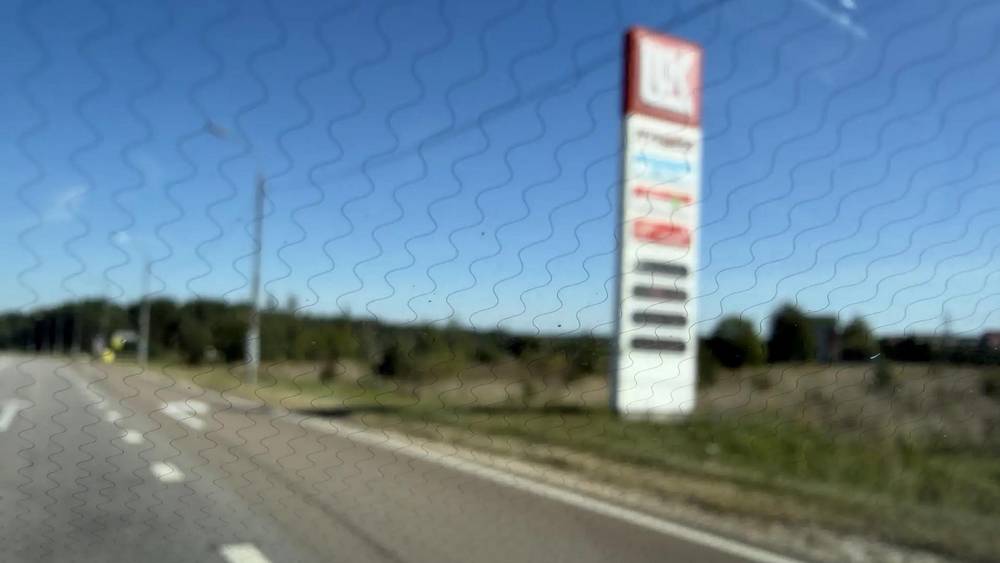 На АЗС «Лукойл» на брянском участке М-3 после долгого перерыва появился бензин