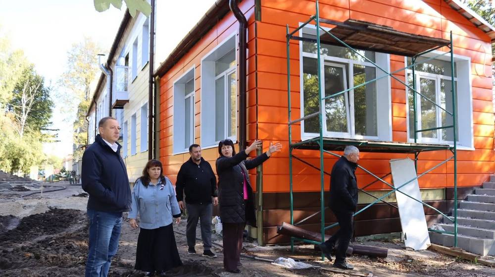В поселке Мичуринский капитально ремонтируют детский сад