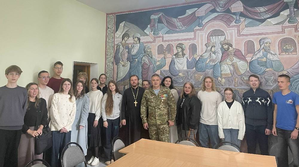 Боец СВО побывал на воскресной встрече молодежного движения «БлагоДать»