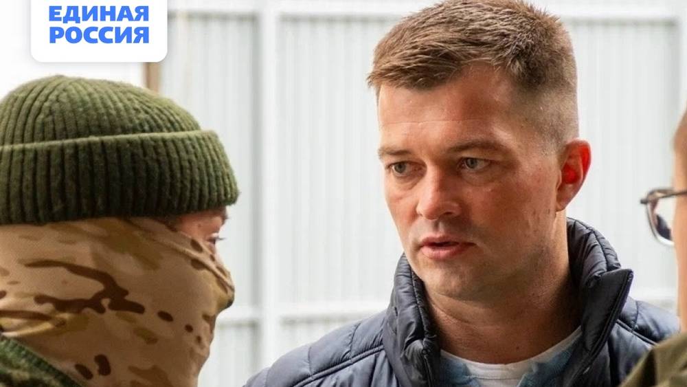 Брянский депутат передал гуманитарную помощь бойцам СВО