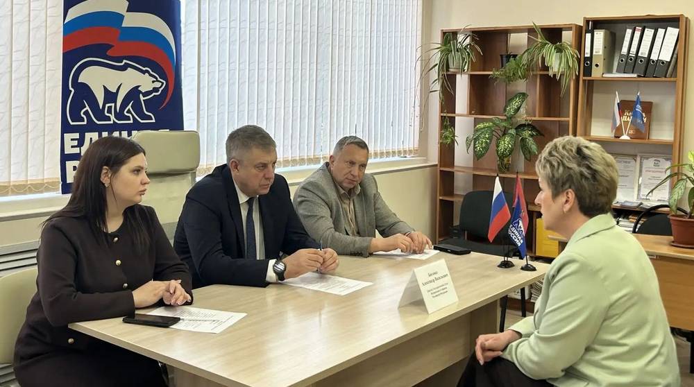 Александр Богомаз провел прием граждан в приграничье