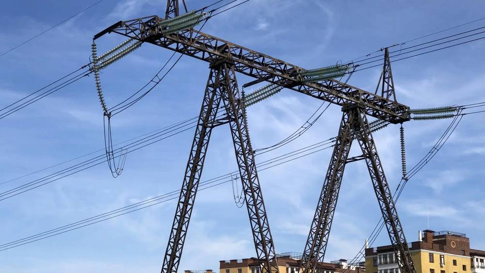 Брянцам пояснили, нужно ли покупать генератор из-за ударов по энергетике