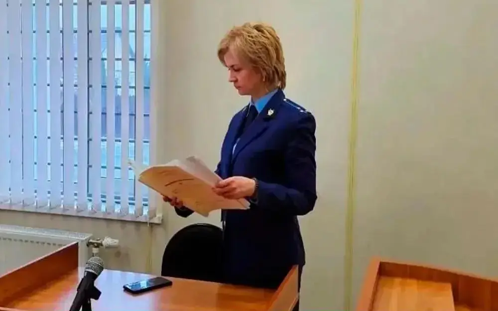 Брянскую медсестру оштрафовали на миллион рублей за взятку главврачу