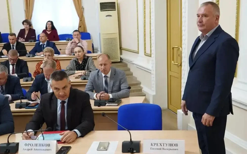 У брянского губернатора появились заместители Евгений Крехтунов и Наталья Киселева