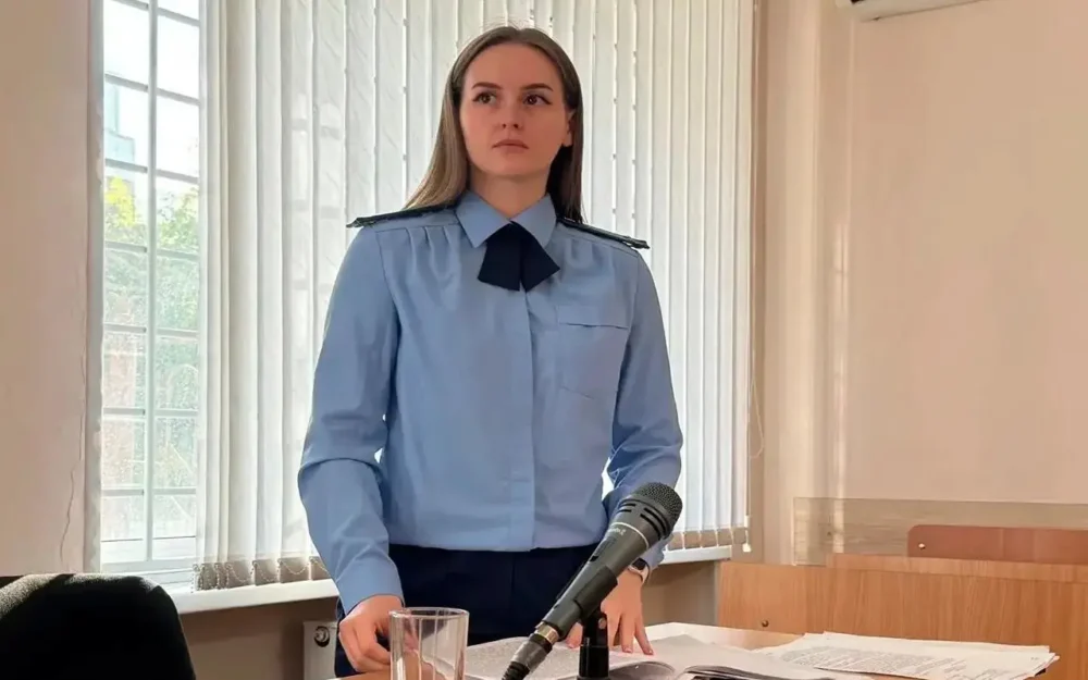 В Брянской области 19-летняя мошенница пыталась забрать у пенсионерки 1,6 млн