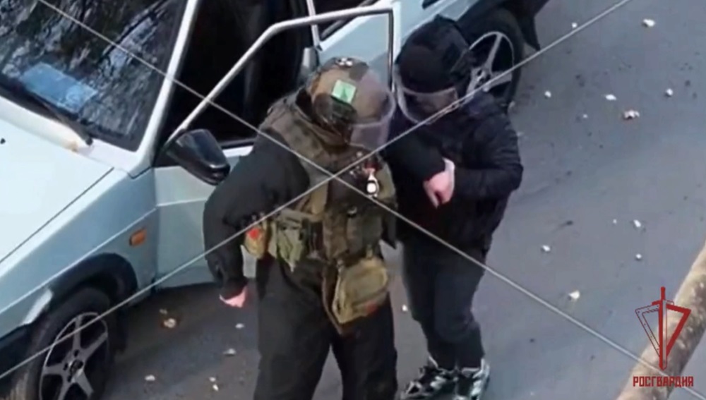 В Брянске росгвардейцы эвакуировали 3 человек с заминированной ВСУ территории