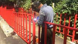 В Брянске установкой ограждения завершили ремонт на Арсенальской