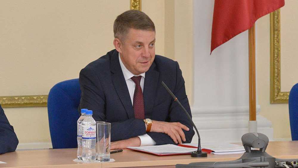 Губернатор Богомаз призвал чиновников не ставить аграриям палки в колеса