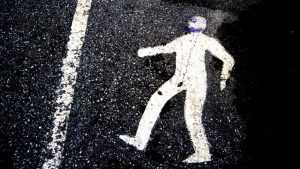 В центре Брянска Skoda на парковке сбила 42-летнюю женщину