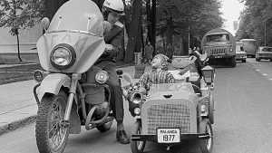 Брянцам предложили рассказать о грубости сотрудников ГИБДД