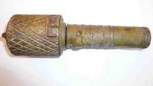 В Новозыбкове Брянской области возле дома обезвредили гранату