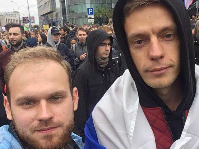 В Брянске задержали двоих митинговавших оппозиционеров
