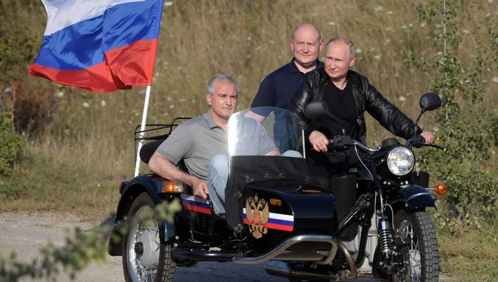Французы сказали спасибо Путину за то, что могут спать спокойно