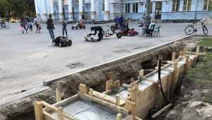 Для входных ворот Майского парка Брянска соорудили мощный фундамент